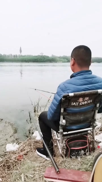 【视频】钓了一条大鲤鱼_视频封面