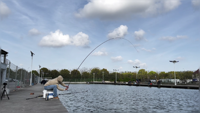 超过6.3米的钓鱼竿为什么总是不满意？野钓长竿应该如何选择？