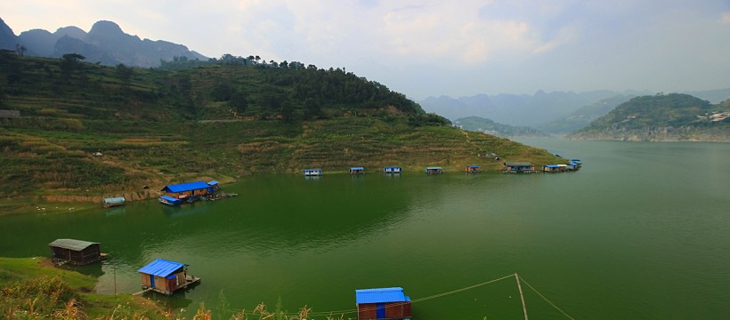万峰湖照片